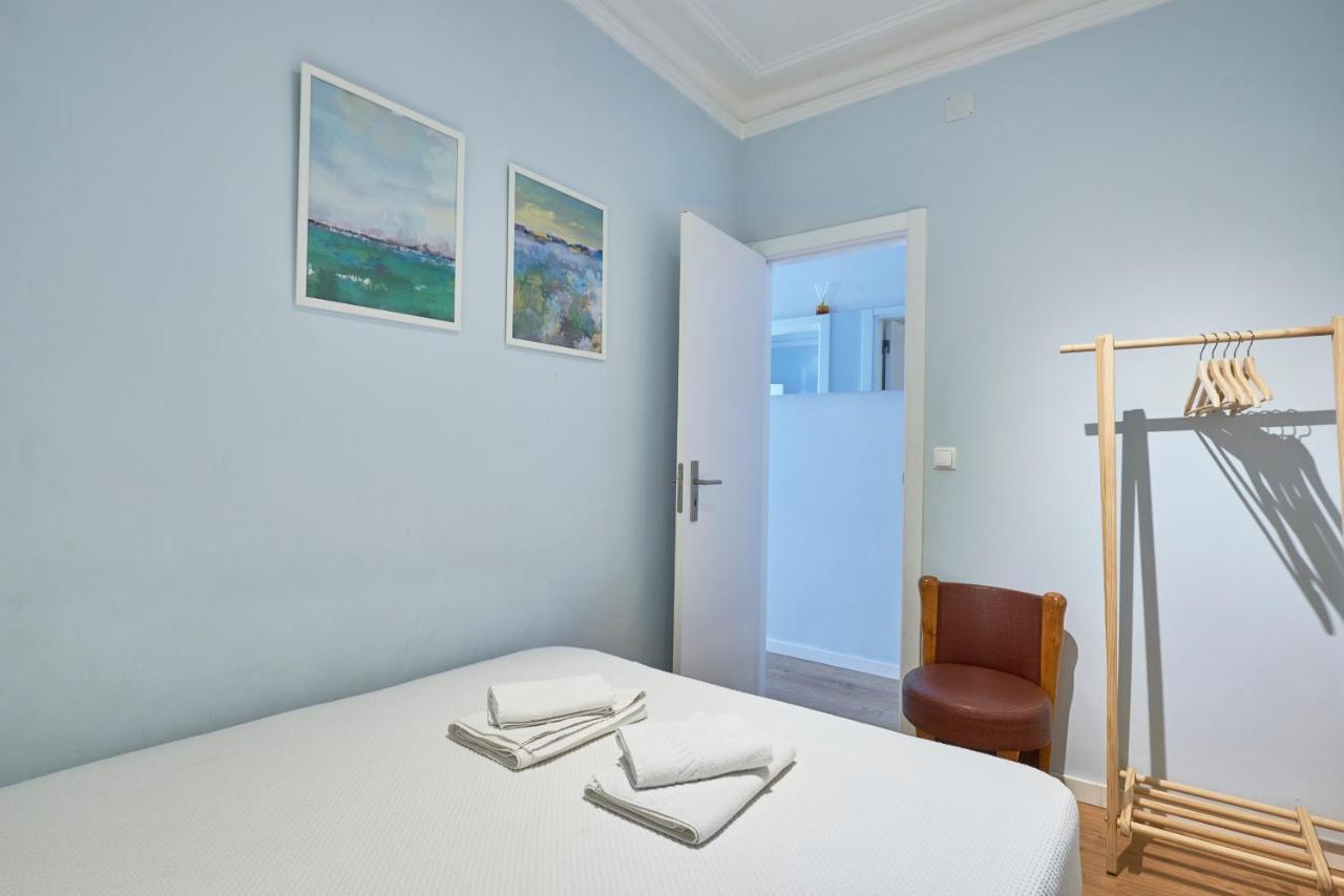 Elegant Riverview Apartment In Historical Lisbon Bagian luar foto